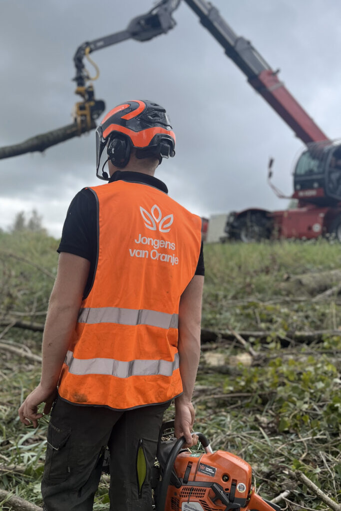 Boomverzorging-Jongens-van-Oranje3