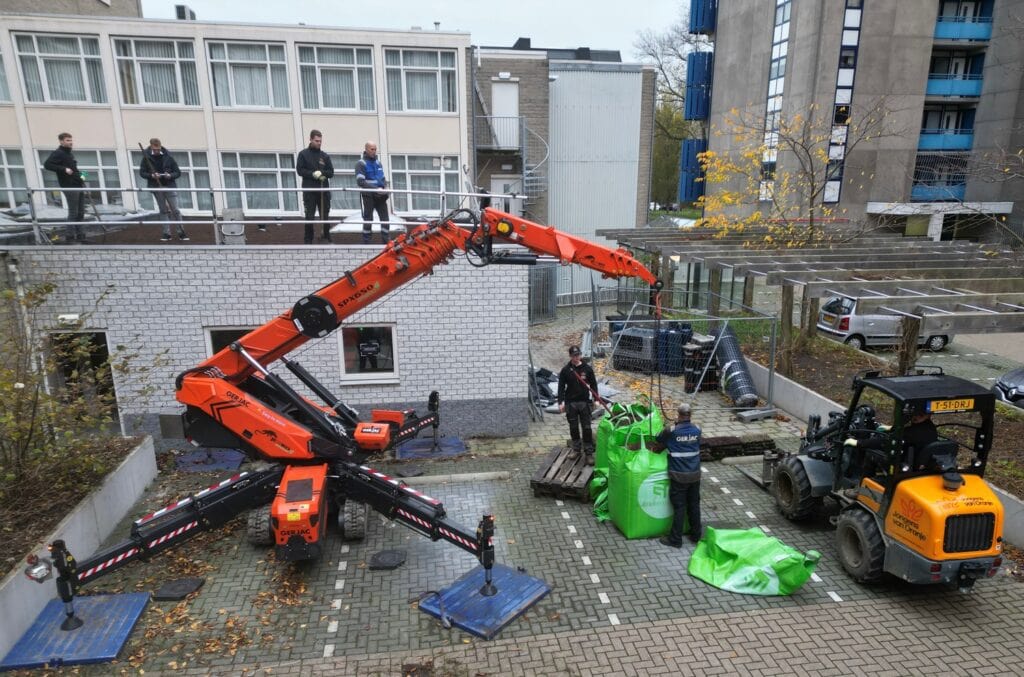 dji_fly_20231122_144242_828_1701371232094_photo